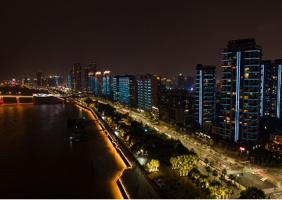 Lighting on both sides of Oujiang River